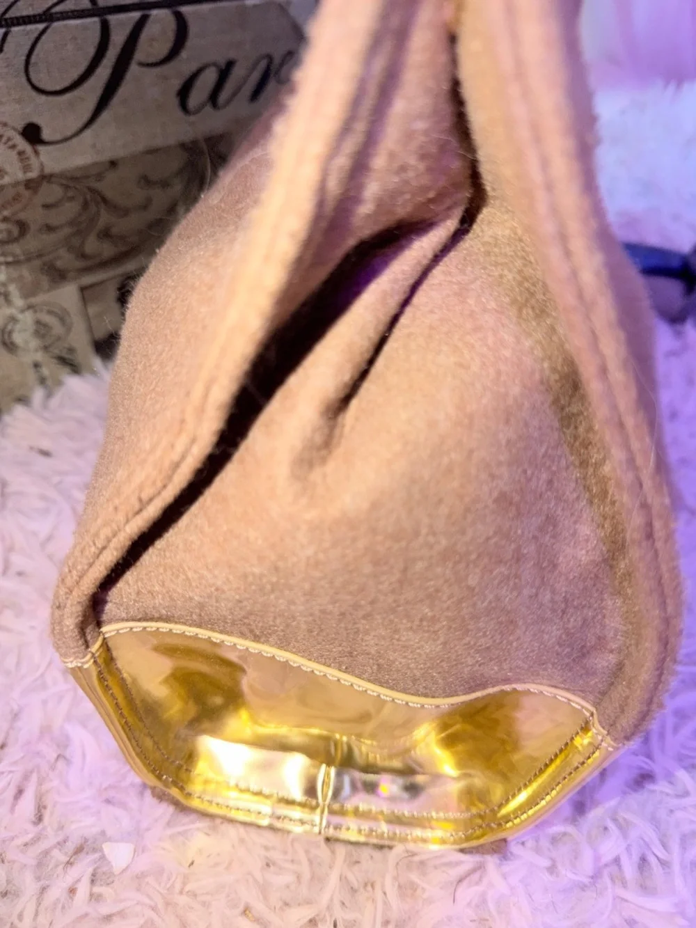 TORY BURCH Beauty TOTE Gold and Beige - Picture 8 of 12